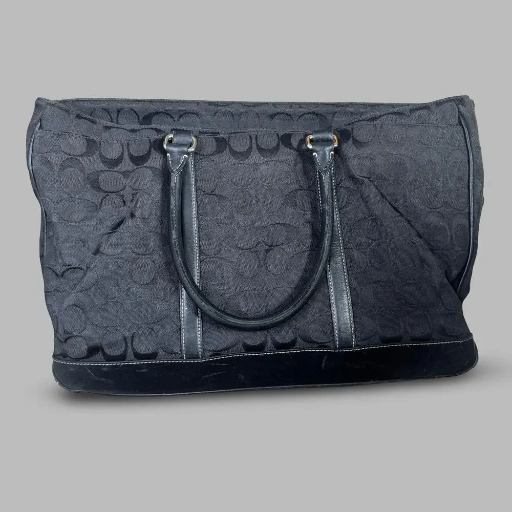 Coach signature c print